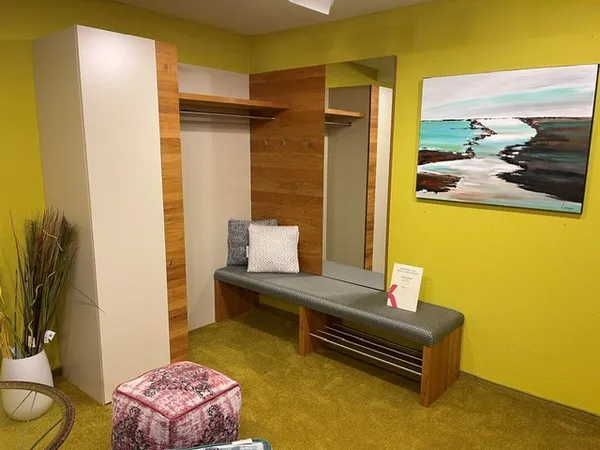 Garderobe HASA