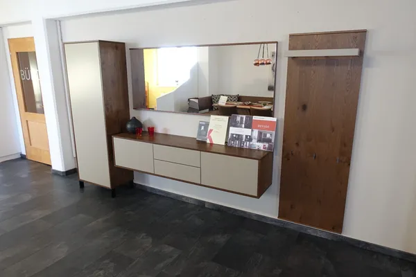 Vorzimmer Deviso