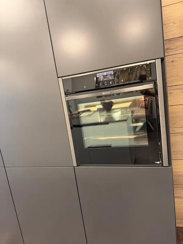 Neff  Backofen mit Dampfunterstützung B57VS22G0 