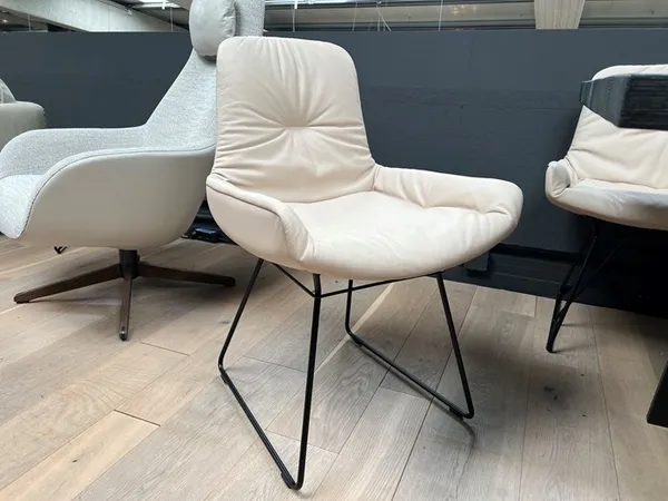 FREIFRAU Leya Armchair Low