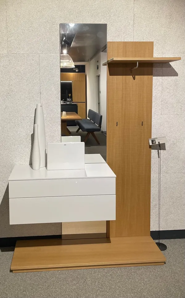 Garderobe Weissengruber