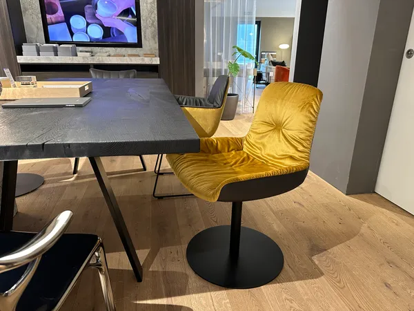 LEYA ARMCHAIR LOW von freifrau