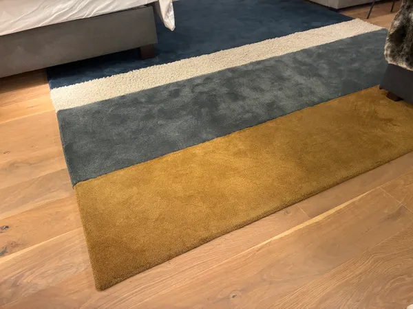 Teppich Stripe 260x390 cm