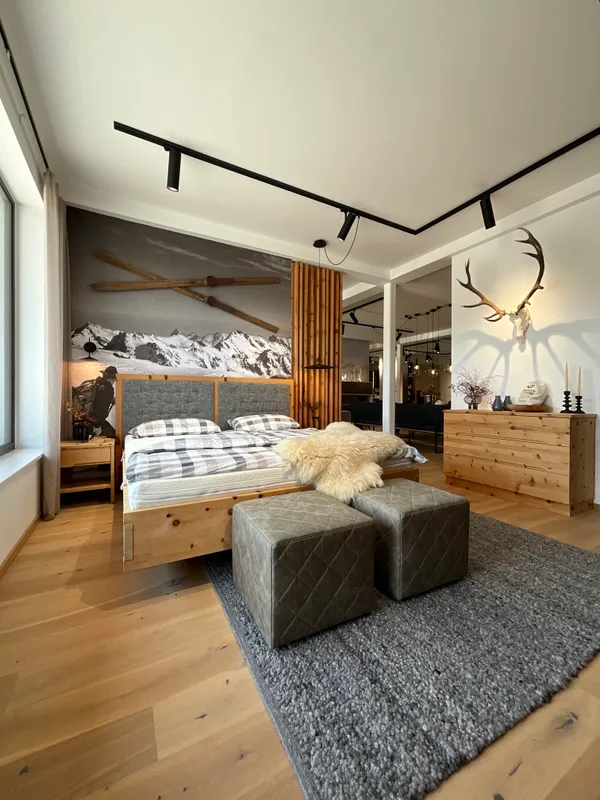 Zirbenschlafzimmer vollmassiv, metallfrei