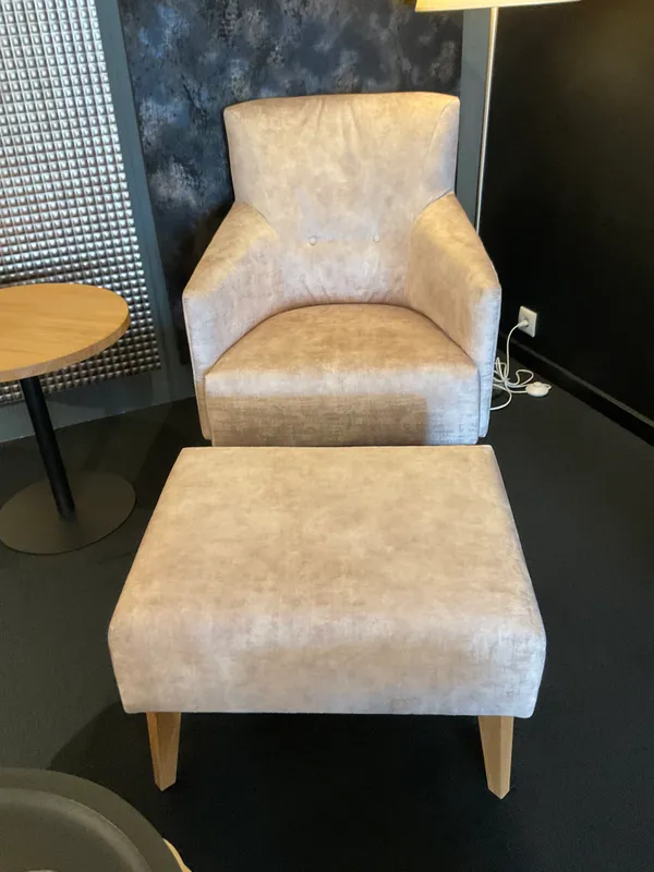 Joka Fauteuil Tosca mit Hocker