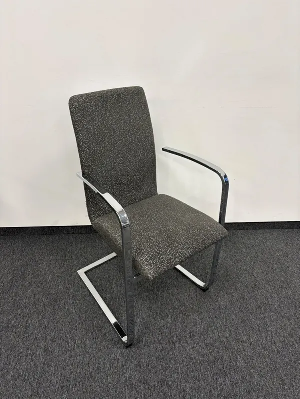 Freischwingerstuhl