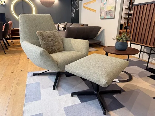 freistil ROLF BENZ SE 145 Sessel mit Hocker