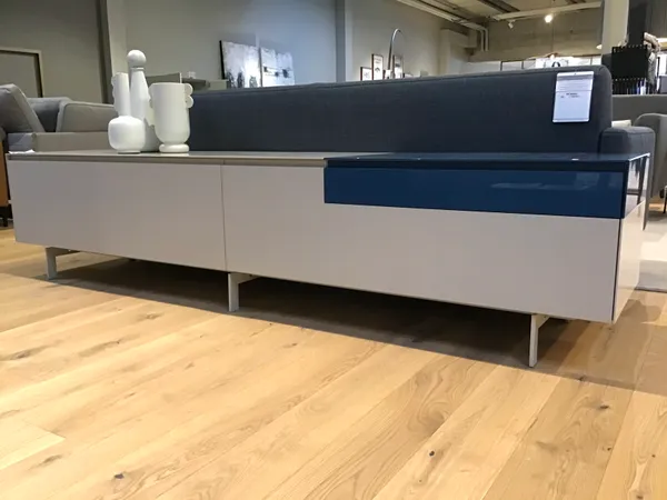 NEX SIDEBOARD von PIURE