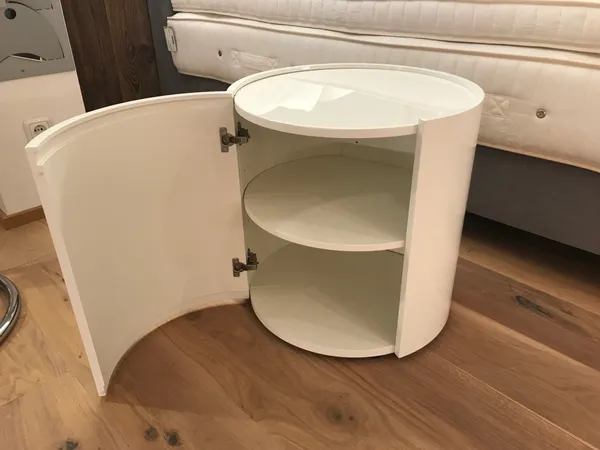 Nachttisch-Box