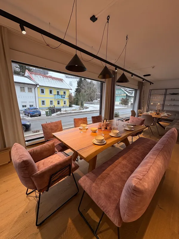 Sitzgruppe mit Tisch