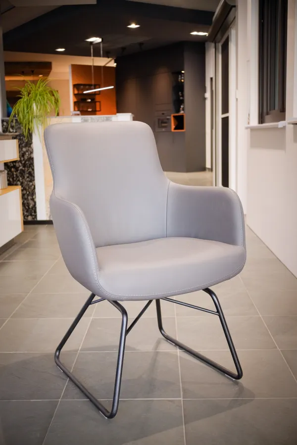 Sessel Roberto Kufe moover (mit AL)
