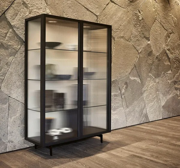 HAAS YOKO Vitrine