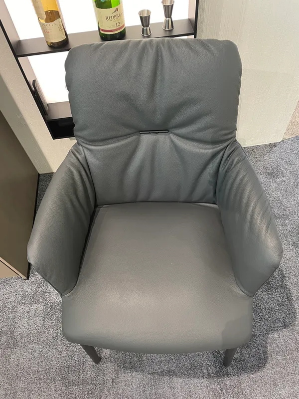 Mobitec Stuhl Aura
