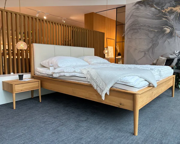 Bett Anrei Juna inkl. 2 Nachtkästchen (Massivholz Eiche)